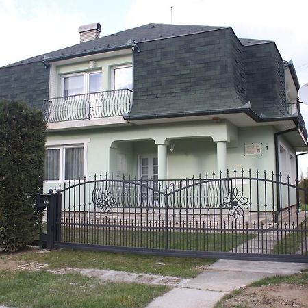 Orwa Apartmanok - Cedrus Koez Залакарос Екстериор снимка