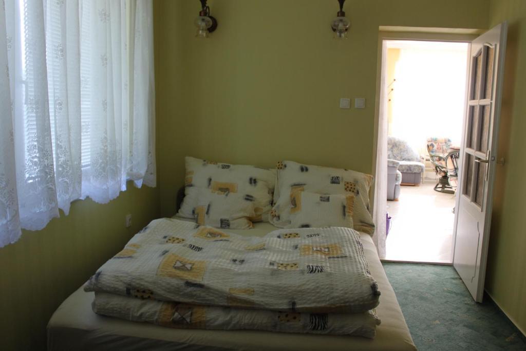 Orwa Apartmanok - Cedrus Koez Залакарос Стая снимка