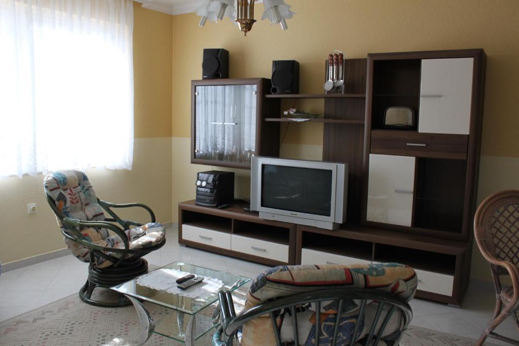 Orwa Apartmanok - Cedrus Koez Залакарос Стая снимка