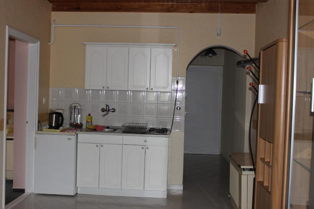 Orwa Apartmanok - Cedrus Koez Залакарос Стая снимка