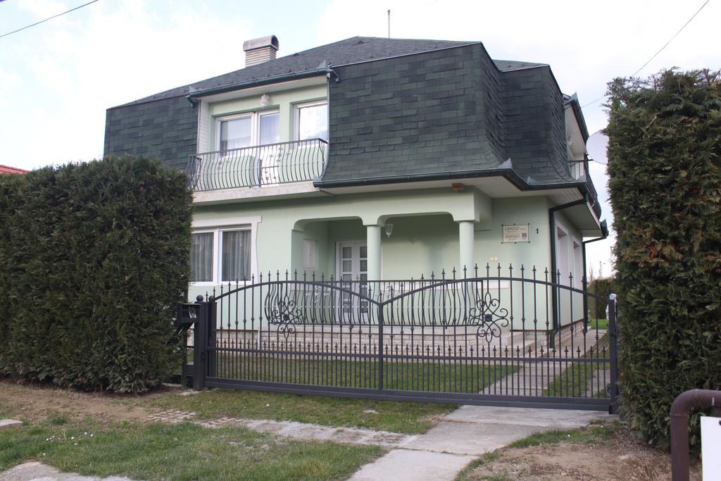 Orwa Apartmanok - Cedrus Koez Залакарос Екстериор снимка